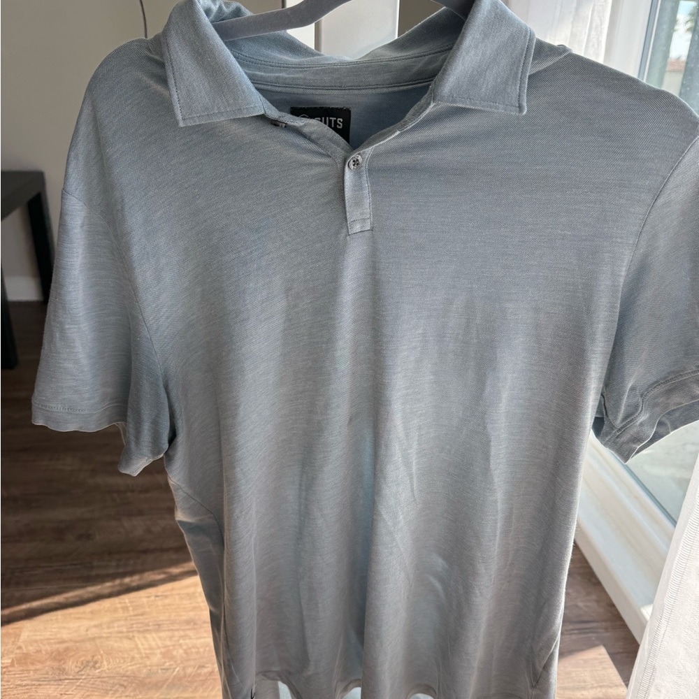 Cuts Curve-Hem Light Blue Golf Polo Shirt Medium